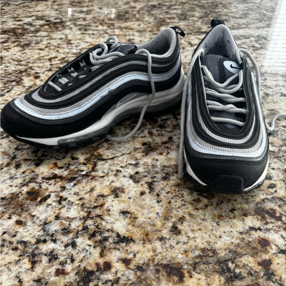 NIKE BIG KIDS AIR MAX 97 (BLACK / BLUE TINT-IRON GREY-SUMMIT WHITE) - Picture 2 of 7